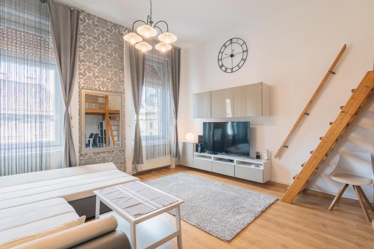 Bright Nest Liszt Academy Apartment Budapest Luaran gambar
