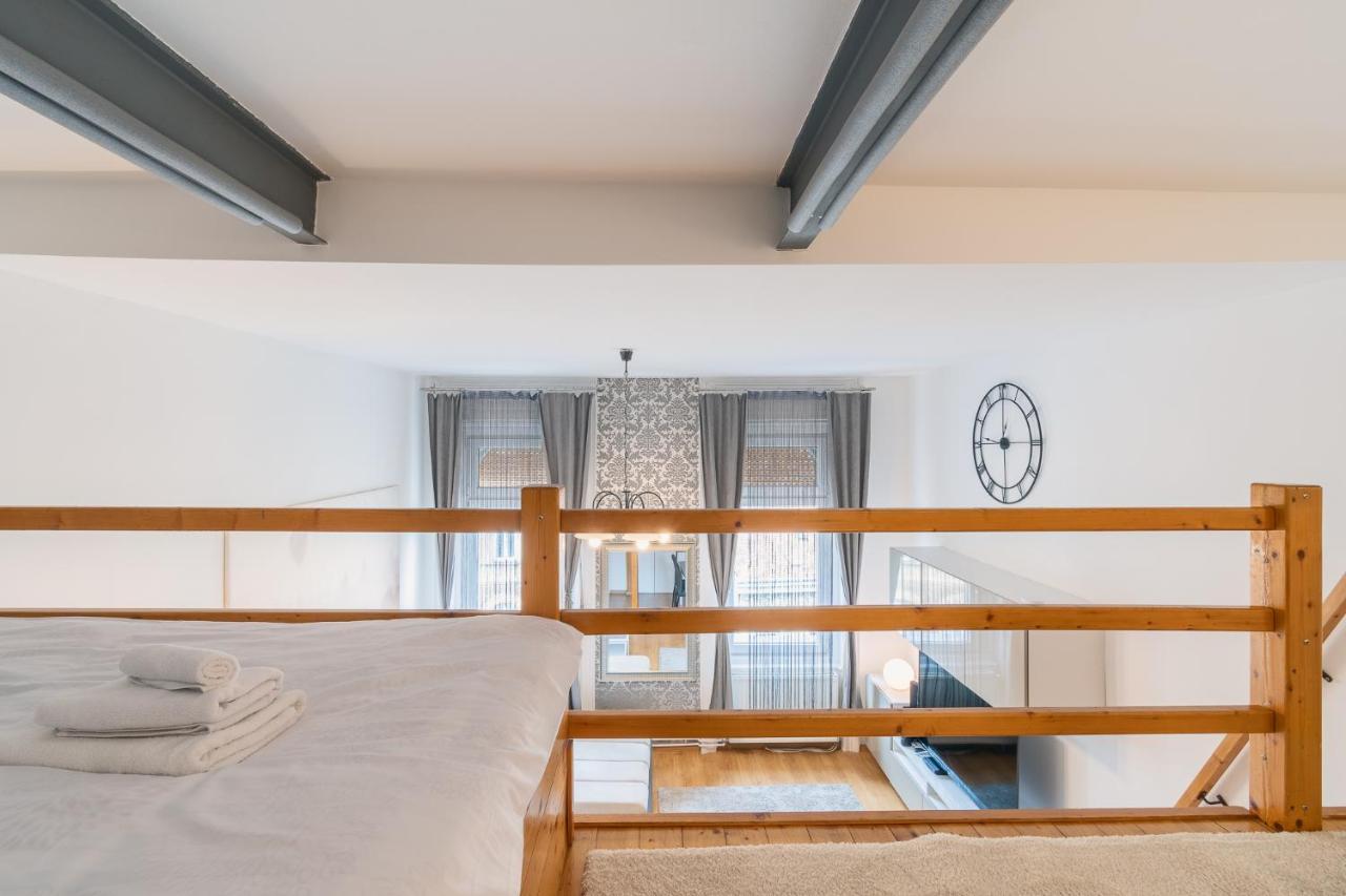 Bright Nest Liszt Academy Apartment Budapest Luaran gambar