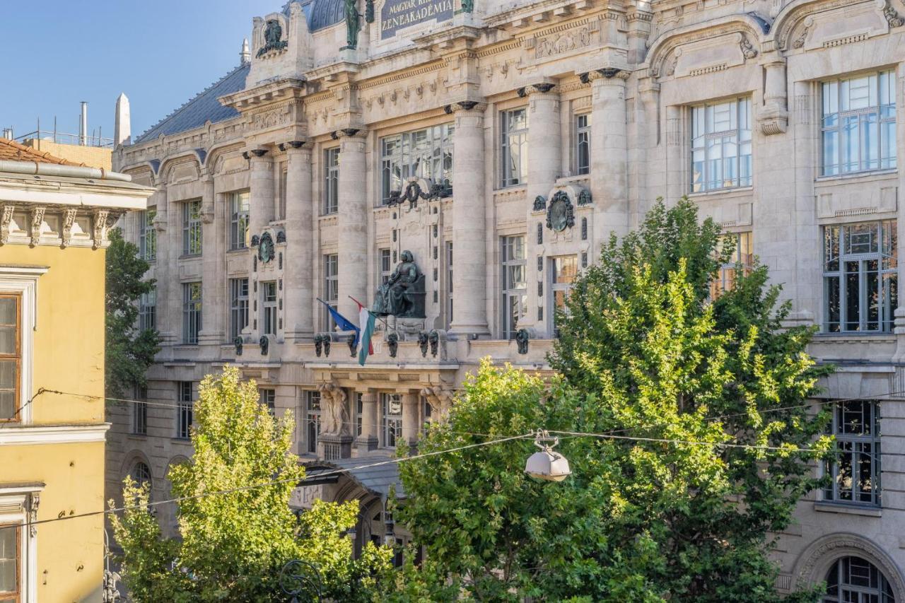 Bright Nest Liszt Academy Apartment Budapest Luaran gambar
